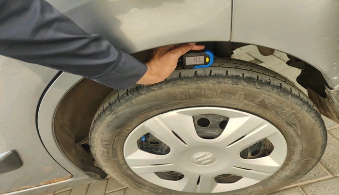 2012 Maruti Wagon R 1.0 VXI, Petrol, Manual, 77,503 km, tyre