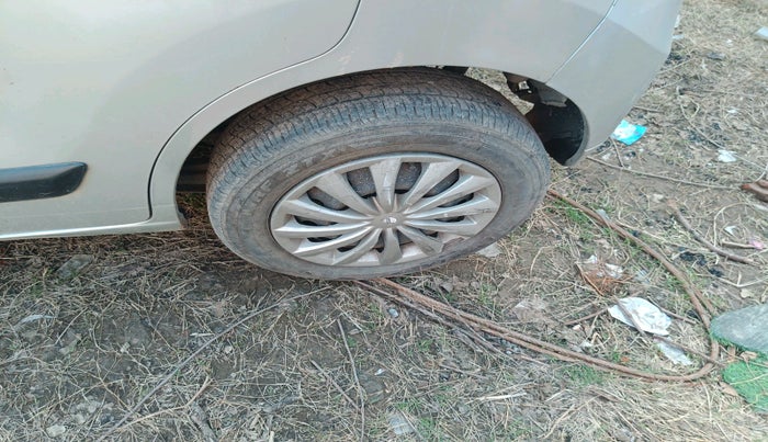 2018 Maruti Wagon R 1.0 LXI CNG, Petrol, Manual, 66,369 km, tyre