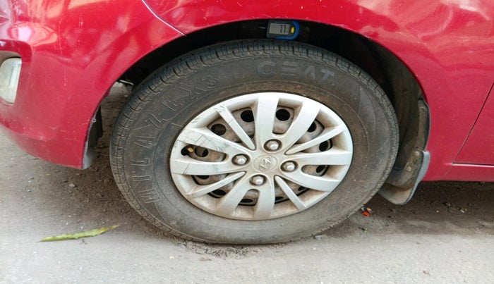 2013 Hyundai i10 MAGNA 1.2, Petrol, Manual, 83,566 km, tyre