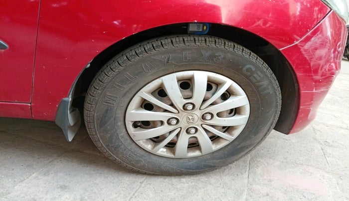 2013 Hyundai i10 MAGNA 1.2, Petrol, Manual, 83,566 km, tyre