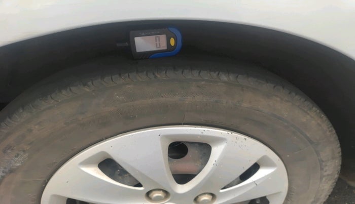 2011 Hyundai i10 MAGNA 1.2, Petrol, Manual, 39,379 km, tyre