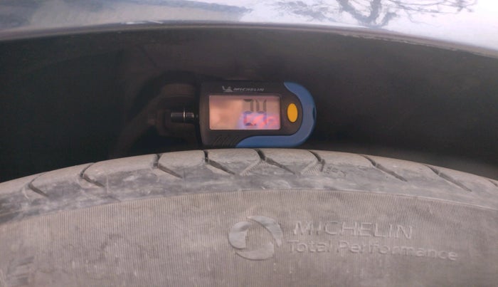 2012 Audi A6 2.0 TDI PREMIUM, Diesel, Automatic, 1,50,547 km, tyre