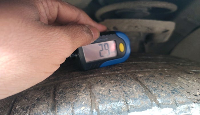 2021 Hyundai VENUE SX 1.0 TURBO, Petrol, Manual, 51,076 km, tyre