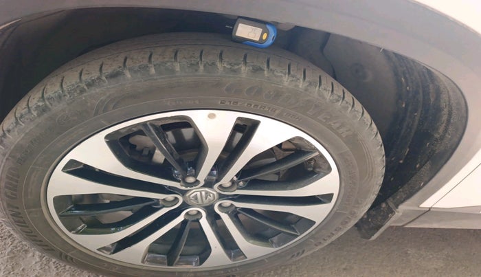 2021 MG HECTOR SHARP 1.5 PETROL CVT, Petrol, Automatic, 69,552 km, tyre