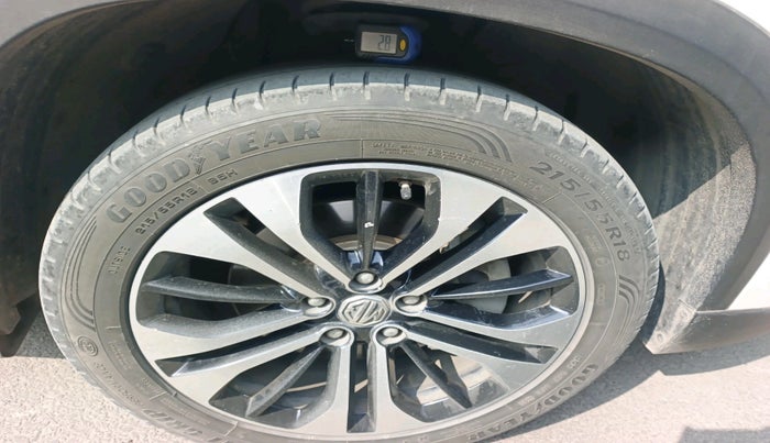 2021 MG HECTOR SHARP 1.5 PETROL CVT, Petrol, Automatic, 69,552 km, tyre