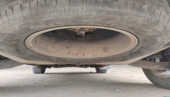 2012 Mahindra XUV500 W8, Diesel, Manual, 1,94,439 km, tyre