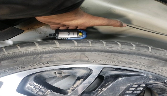 2022 Maruti Baleno DELTA PETROL 1.2, Petrol, Manual, 74,752 km, tyre