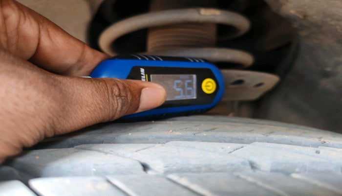 2021 Tata Harrier XZA PLUS 2.0L DARK EDITION, Diesel, Automatic, 1,27,198 km, tyre