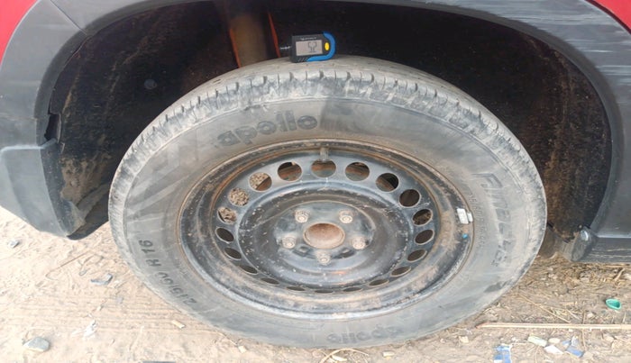 2018 Maruti Vitara Brezza VDI, Diesel, Manual, 75,169 km, tyre