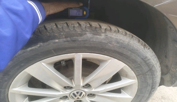 2016 Volkswagen Ameo HIGHLINE DSG 1.5 DIESEL , Diesel, Automatic, 1,14,357 km, tyre