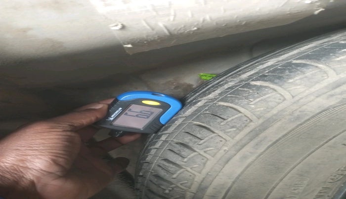 2016 Volkswagen Ameo HIGHLINE DSG 1.5 DIESEL , Diesel, Automatic, 1,14,357 km, tyre