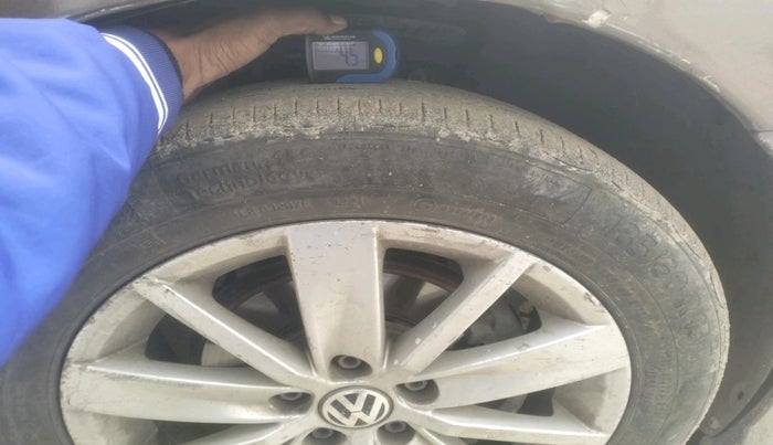 2016 Volkswagen Ameo HIGHLINE DSG 1.5 DIESEL , Diesel, Automatic, 1,14,357 km, tyre