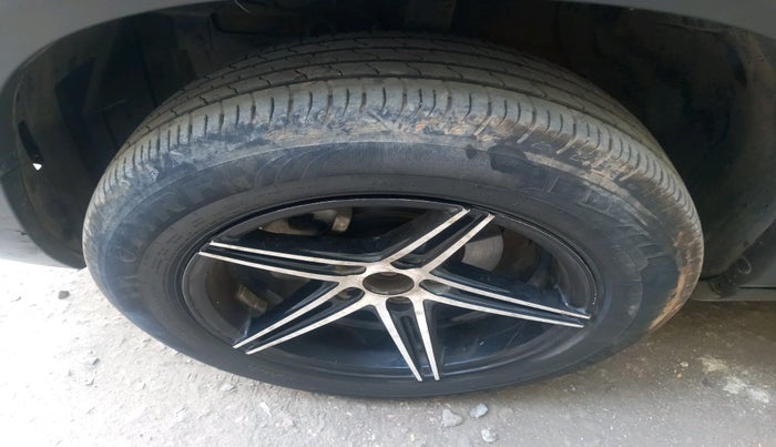 2023 Maruti BREZZA LXI, Petrol, Manual, 45,459 km, tyre