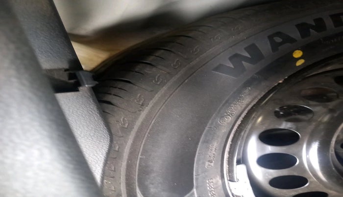 2023 Maruti BREZZA LXI, Petrol, Manual, 45,459 km, tyre