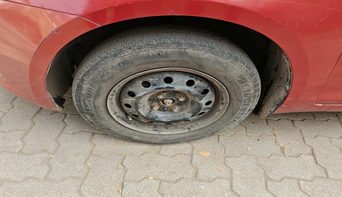 2012 Maruti Swift VDI, Diesel, Manual, 1,02,563 km, tyre