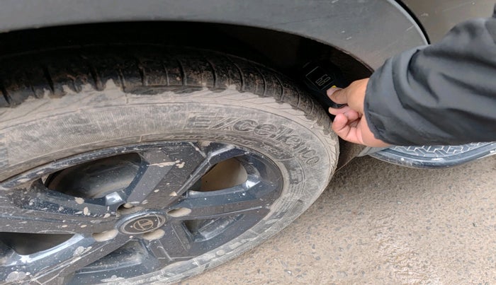 2023 Tata NEXON XZA PLUS SUNROOF DARK PETROL, Petrol, Automatic, 41,990 km, tyre