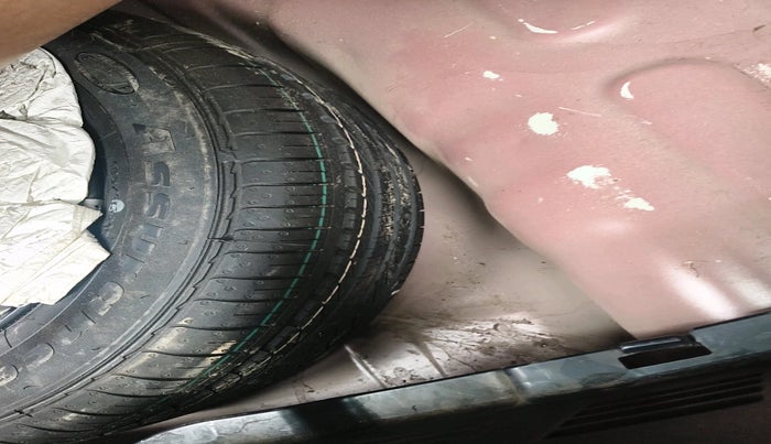 2022 KIA SONET HTX 1.0 IMT, Petrol, Manual, 37,525 km, tyre