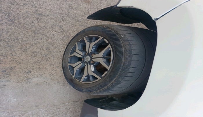 2015 Renault Duster 110 PS RXZ DIESEL, Diesel, Manual, 95,000 km, tyre