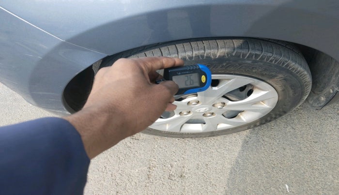 2015 Hyundai Grand i10 SPORTZ 1.2 KAPPA VTVT, Petrol, Manual, 55,990 km, tyre