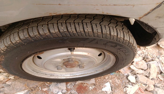 2011 Tata Nano LX, Petrol, Manual, 60,766 km, tyre