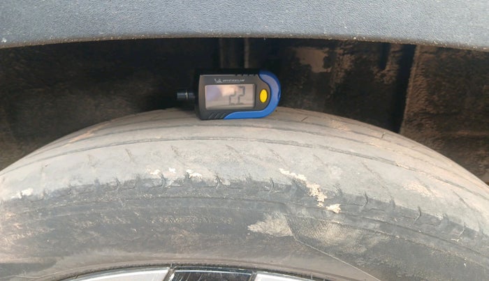 2022 Nissan MAGNITE XL, Petrol, Manual, 55,862 km, tyre