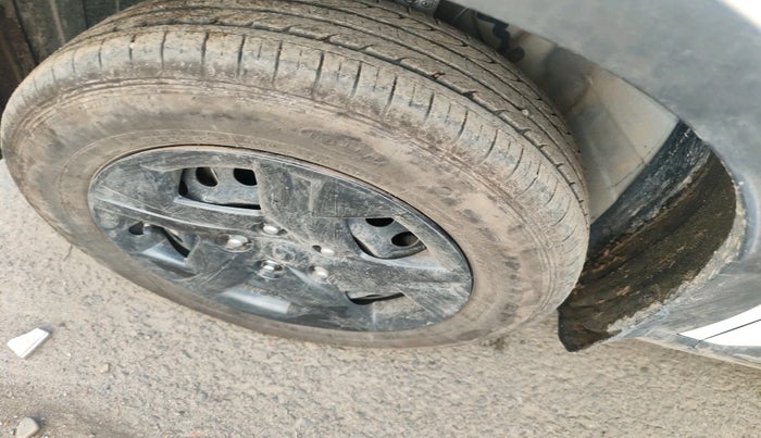 2025 Hyundai VENUE S Plus 1.2 Petrol MT, Petrol, Manual, 6,947 km, tyre