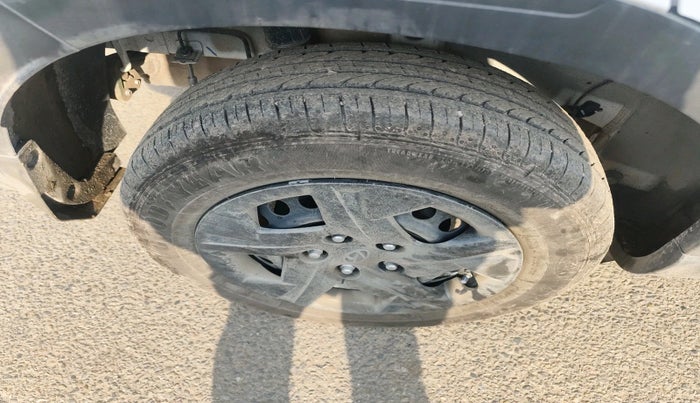 2025 Hyundai VENUE S Plus 1.2 Petrol MT, Petrol, Manual, 6,947 km, tyre