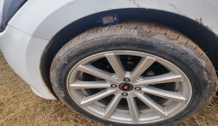 2016 Hyundai Elite i20 SPORTZ 1.2, Petrol, Manual, 1,29,223 km, tyre