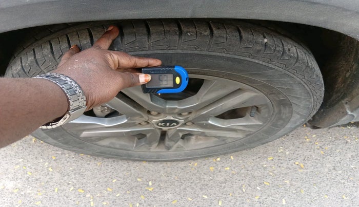 2021 KIA SELTOS HTX 1.5 PETROL, Petrol, Manual, 64,621 km, tyre