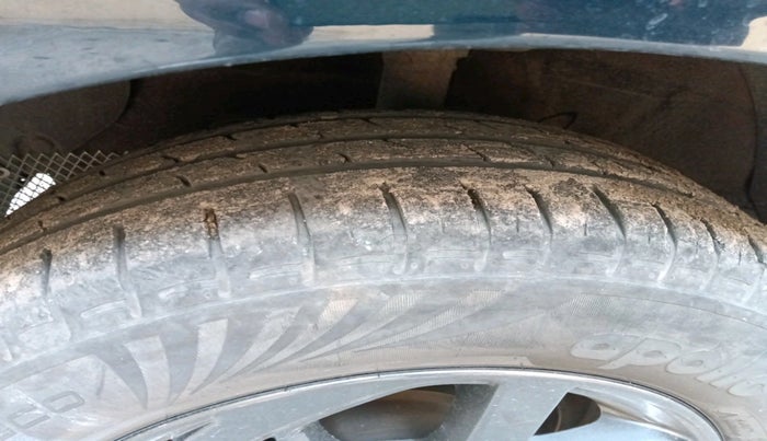 2021 Hyundai GRAND I10 NIOS SPORTZ AMT 1.2 KAPPA VTVT, Petrol, Automatic, 46,339 km, tyre