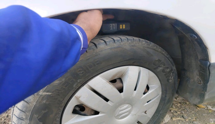 2018 Maruti Alto 800 LXI, Petrol, Manual, 92,636 km, tyre