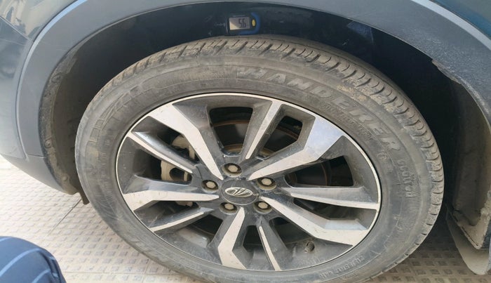 2019 Mahindra XUV300 W8 (O) 1.2 PETROL, Petrol, Manual, 31,350 km, tyre