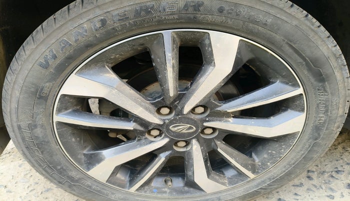 2019 Mahindra XUV300 W8 (O) 1.2 PETROL, Petrol, Manual, 31,350 km, tyre