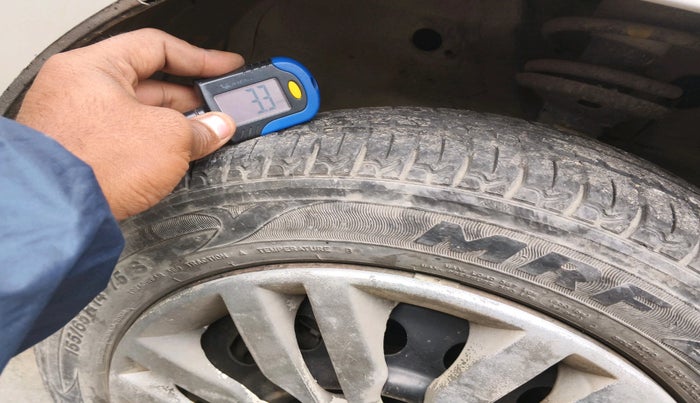 2011 Maruti Wagon R 1.0 VXI, Petrol, Manual, 60,241 km, tyre