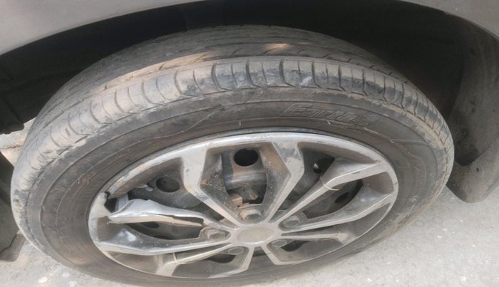 2018 Maruti Wagon R 1.0 VXI, Petrol, Manual, 62,881 km, tyre