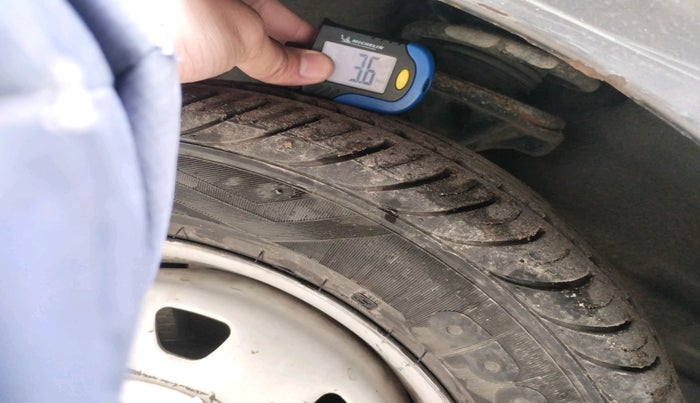 2013 Hyundai Santro Xing GL PLUS, Petrol, Manual, 1,12,385 km, tyre