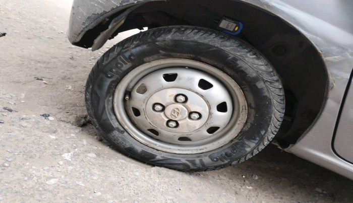 2013 Hyundai Santro Xing GL PLUS, Petrol, Manual, 1,12,385 km, tyre