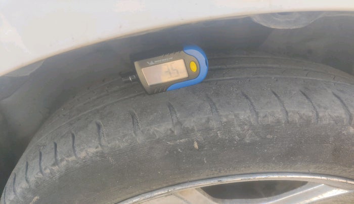 2012 Nissan Sunny XL DIESEL, Diesel, Manual, 1,77,003 km, tyre