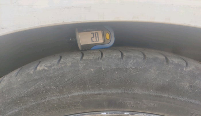 2012 Nissan Sunny XL DIESEL, Diesel, Manual, 1,77,003 km, tyre