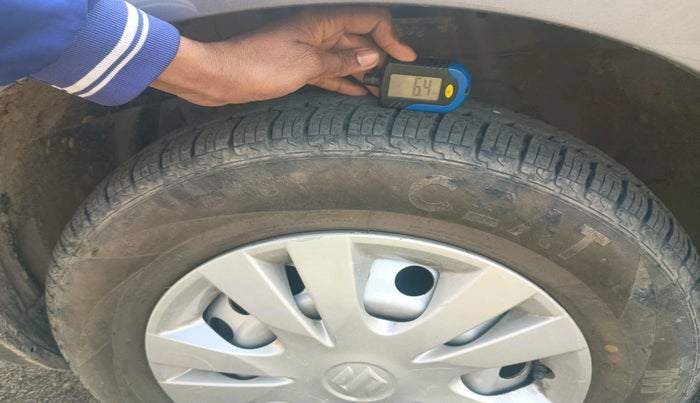 2017 Maruti Swift LXI (O), Petrol, Manual, 38,775 km, tyre