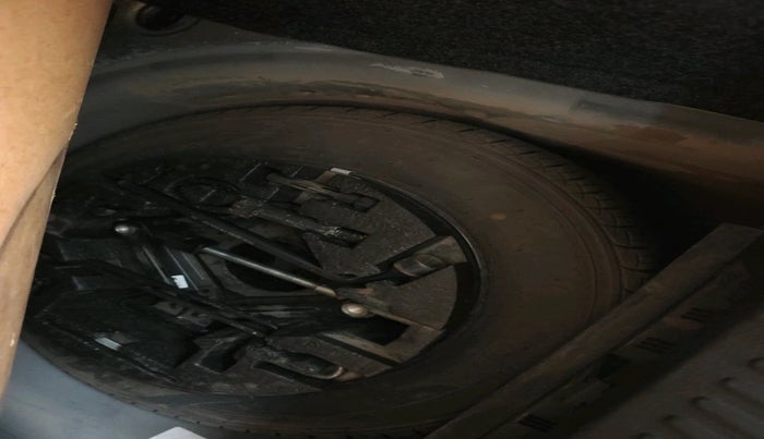 2017 Volkswagen Polo HIGHLINE PLUS 1.5 16 ALLOY, Diesel, Manual, 89,307 km, tyre