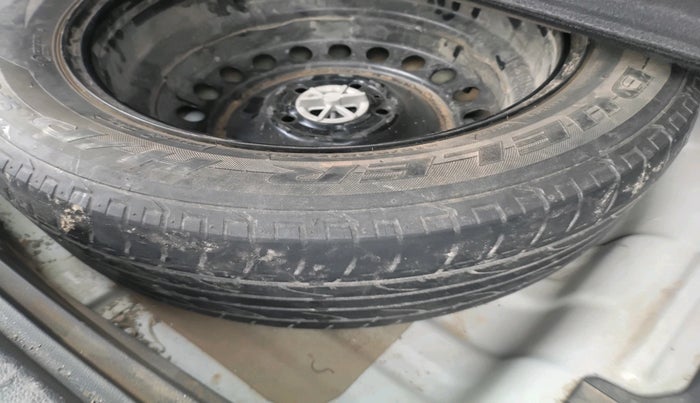 2016 Hyundai Creta SX PLUS AT 1.6 DIESEL, Diesel, Automatic, 1,37,001 km, tyre