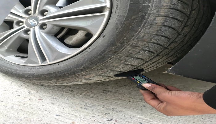 2016 Hyundai Creta SX PLUS AT 1.6 DIESEL, Diesel, Automatic, 1,37,001 km, tyre