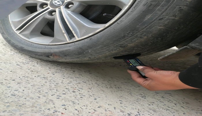 2016 Hyundai Creta SX PLUS AT 1.6 DIESEL, Diesel, Automatic, 1,37,001 km, tyre