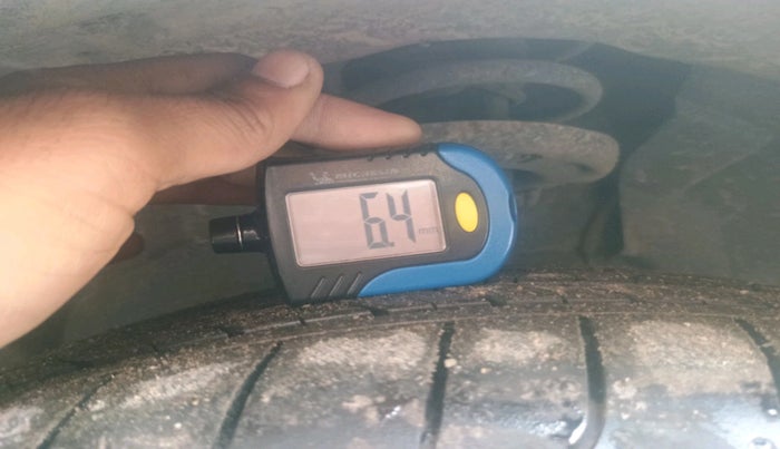 2019 Ford Ecosport TITANIUM 1.5L SPORTS(SUNROOF) DIESEL, Diesel, Manual, 66,322 km, tyre