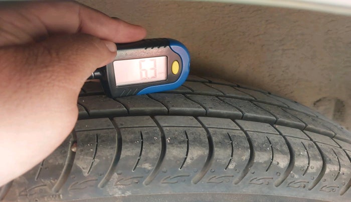 2014 Maruti Swift Dzire ZXI, Petrol, Manual, 95,166 km, tyre