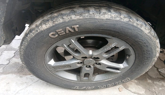 2021 Mahindra Thar LX HARD TOP 4WD MT, Diesel, Manual, 56,778 km, tyre