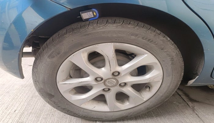 2014 Nissan Micra XV CVT, Petrol, Automatic, 68,803 km, tyre