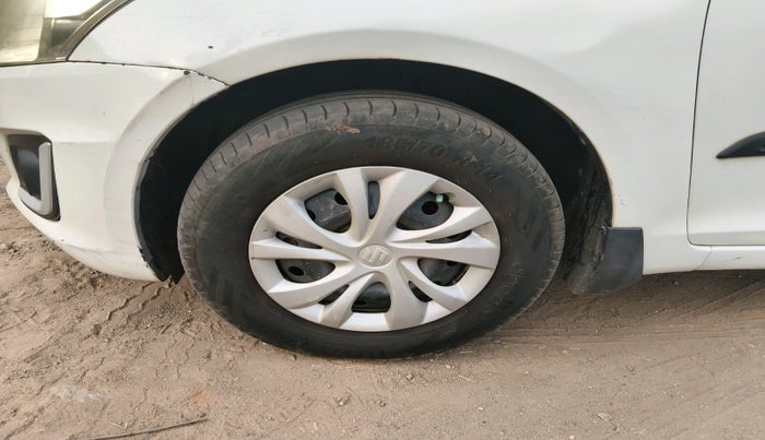 2017 Maruti Swift VDI, Diesel, Manual, 1,17,153 km, tyre