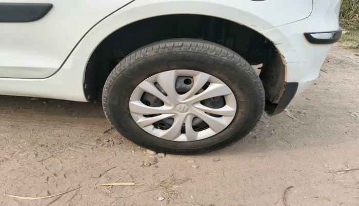 2017 Maruti Swift VDI, Diesel, Manual, 1,17,153 km, tyre